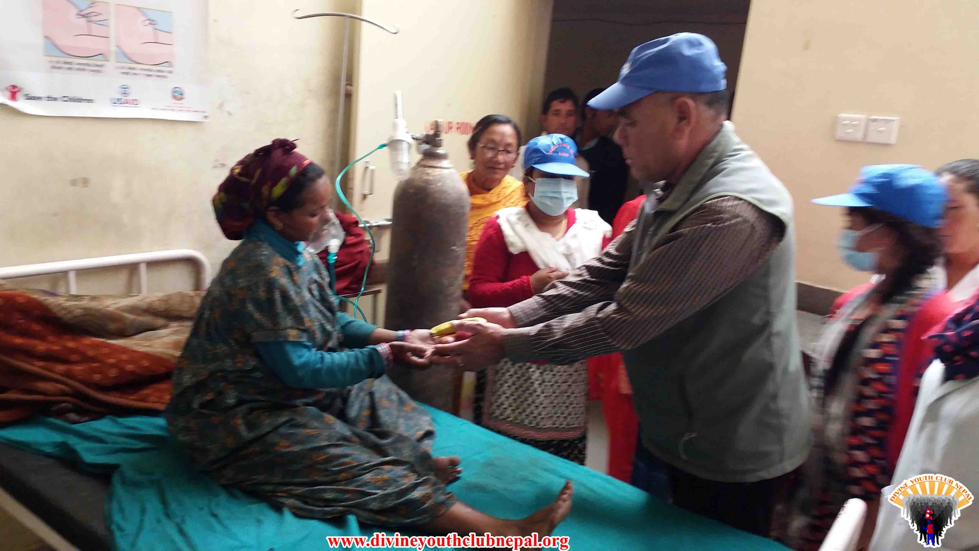 Fruits-Distribution-Program-at-Jumla-2074-3