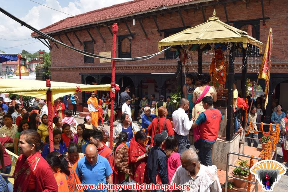 Volunteering-at-Ram-mandir-on-Ramnavami-2075-5