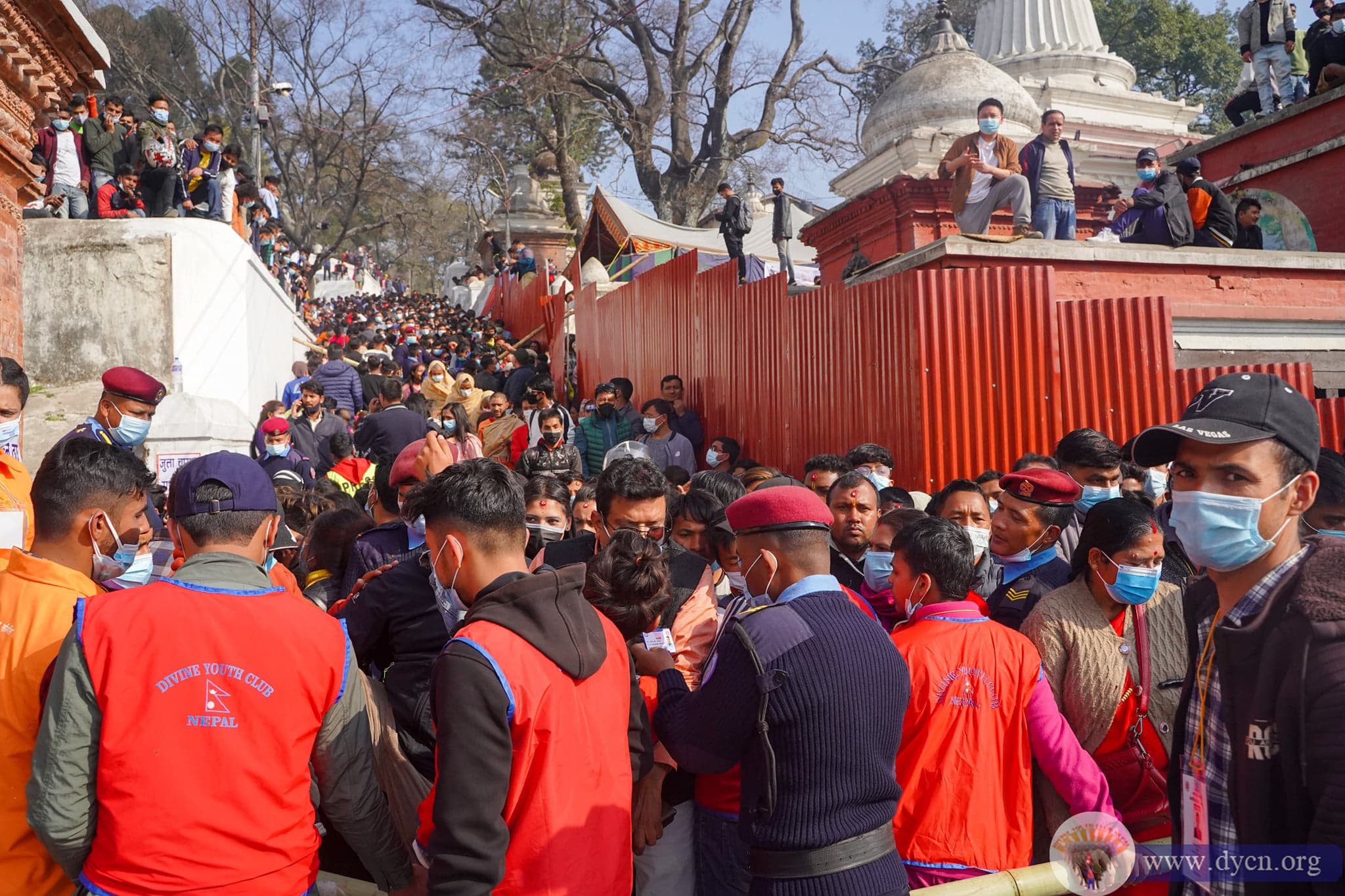 voluteering at pashupatinath temple 2078(1)