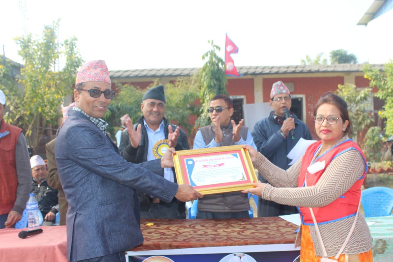 educational-materials-warm-clothes-distribution-at-damak-2073