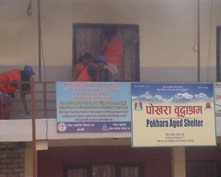 Serving-Elderly-people-at-Pokhara-Bridhaashram-2013